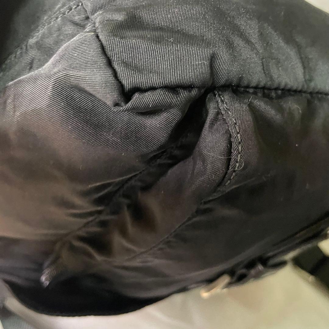 PRADAプラダ 三角ロゴ　ショルダーバッグ　カード付き