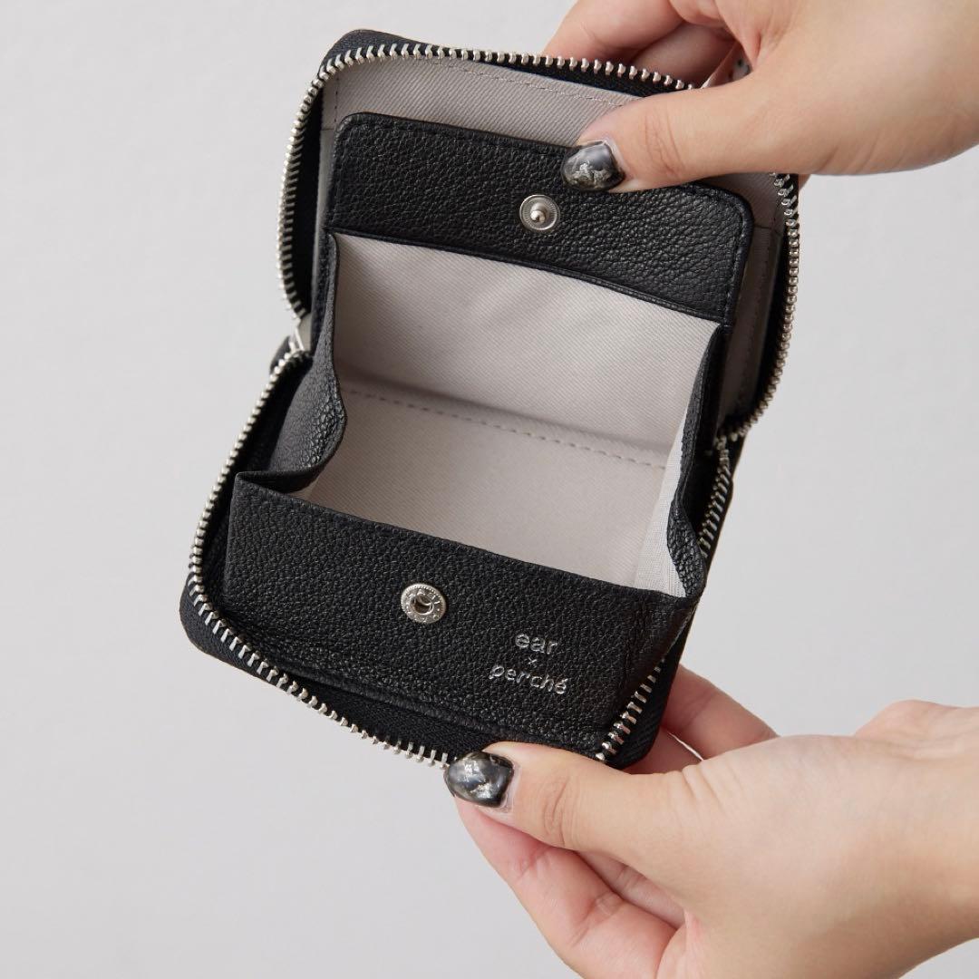 人気PEZ ペルケコラボお札がいれれる財布