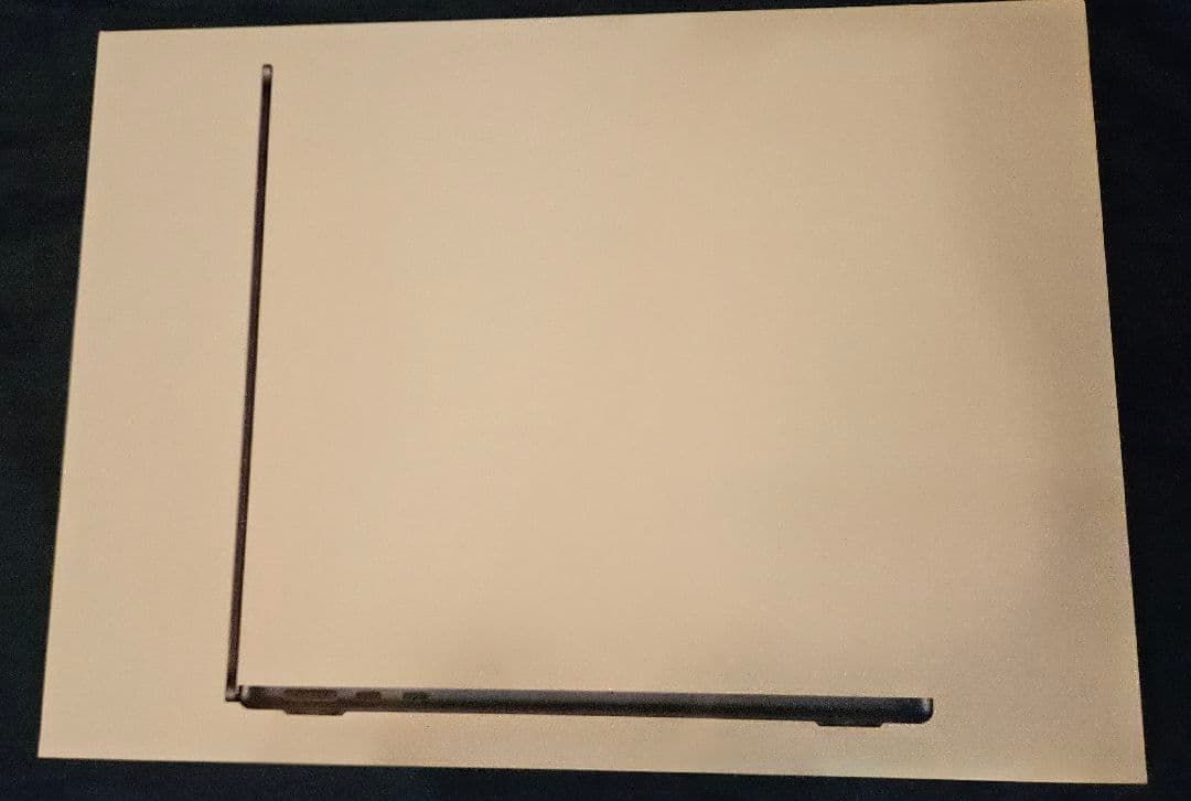 MacBook本体 MacBook Air M2 16GB 512GB