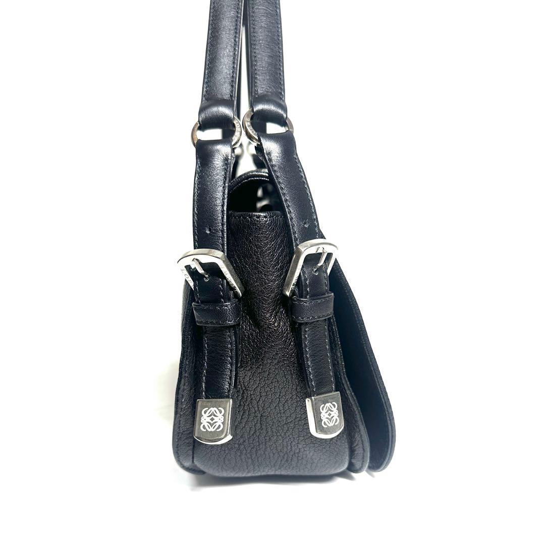 LOEWE ロエベ アナグラム スタッズ レザー ショルダーバッグ ブラック