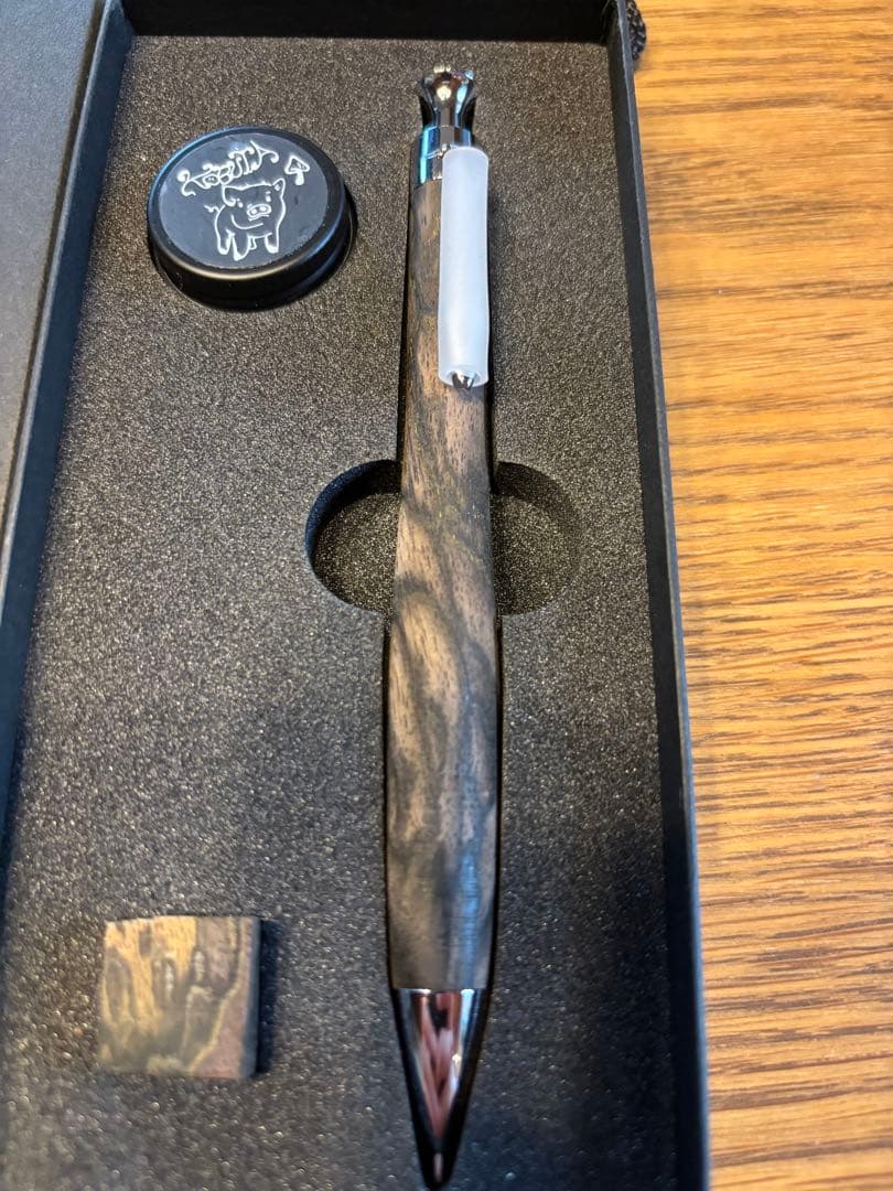 最終値引き　こぶた工房　黒柿孔雀杢（希少）