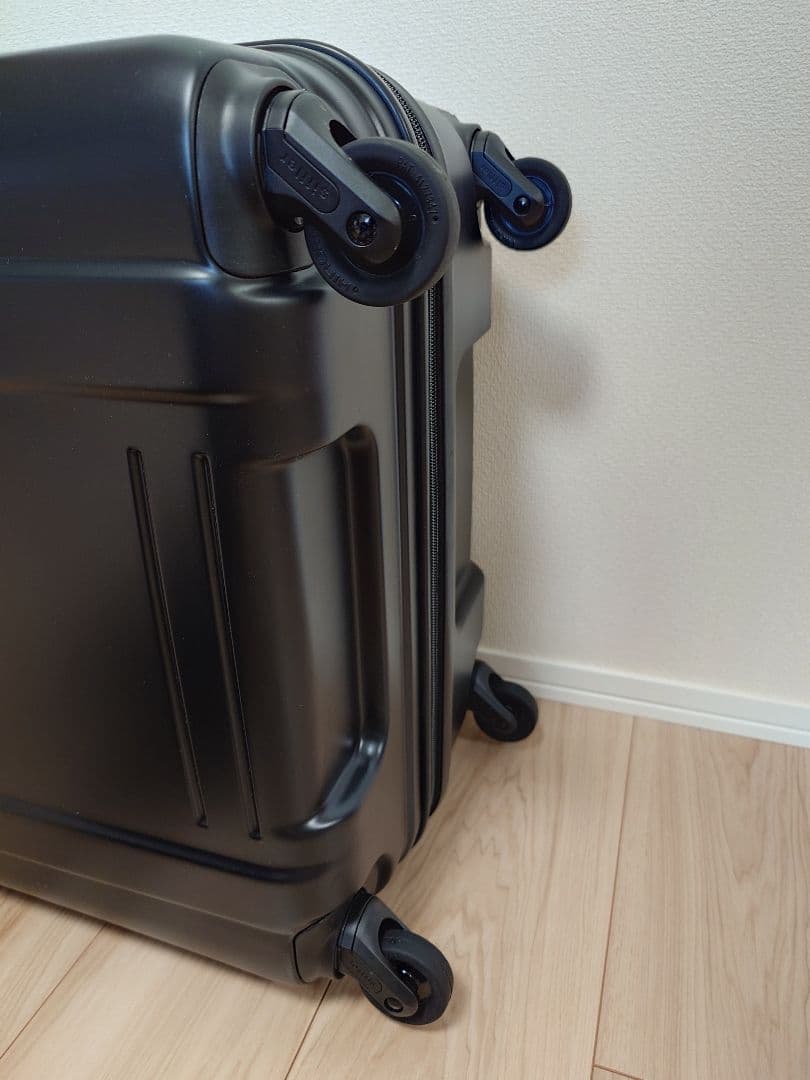 ZEROGRA ゼログラ ハードジッパーケース超軽量 大型Lサイズ　スーツケース