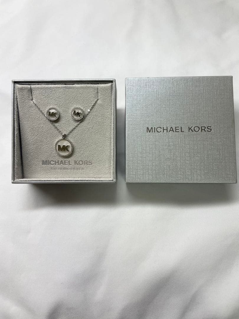 MICHAEL KORS マイケルコース ネックレスピアス シルバー セット