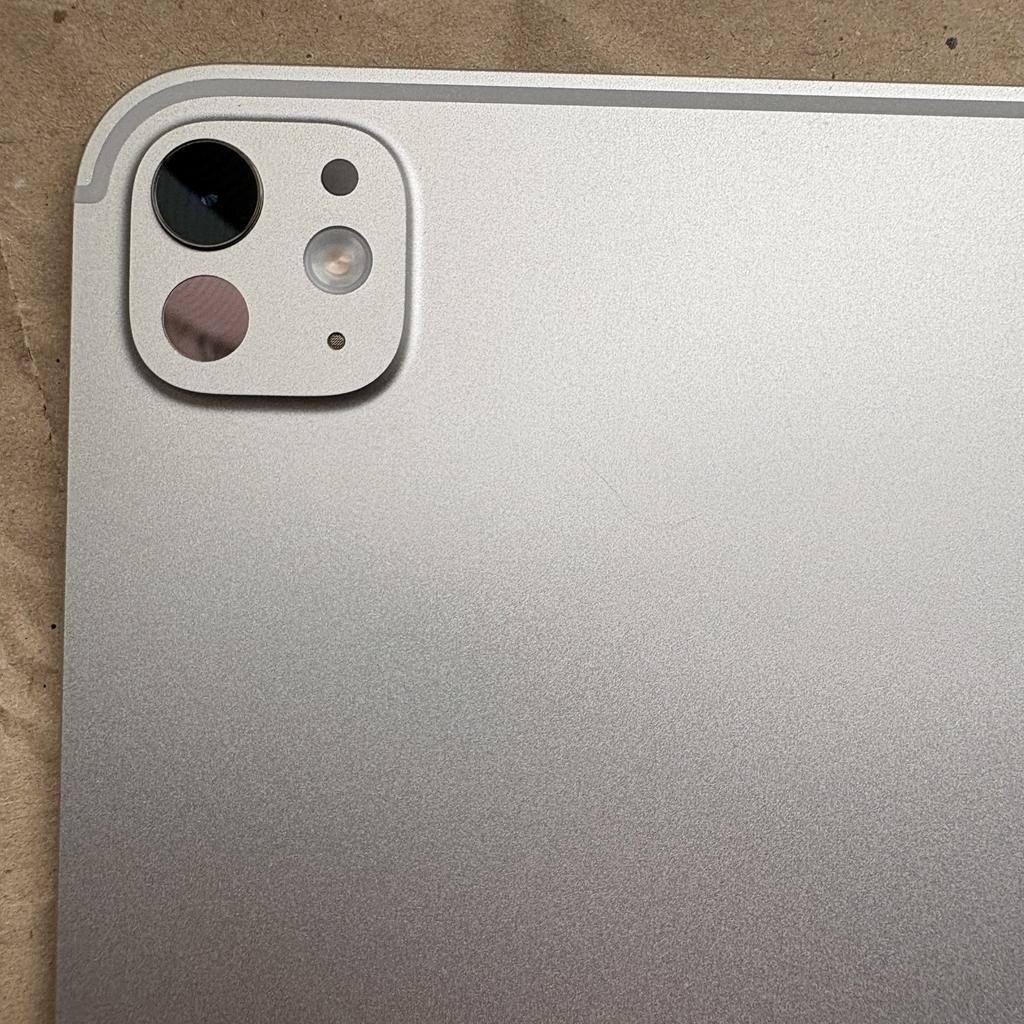 iPad Pro 13インチ M4 Wi-Fiモデル 256GB シルバー