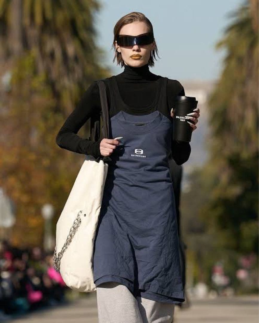 トップス BALENCIAGA UNITY SPORTS ICON PATCHED