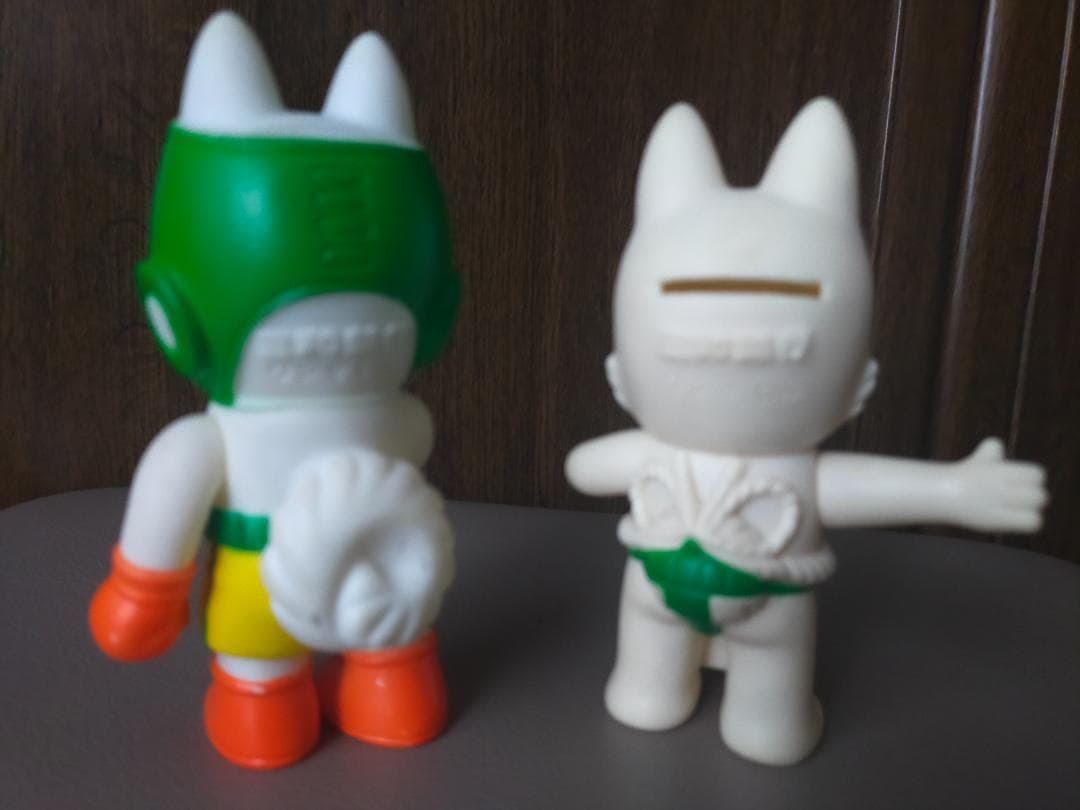 三和銀行　ワンさくん　ソフビ貯金箱　　 ６個　②