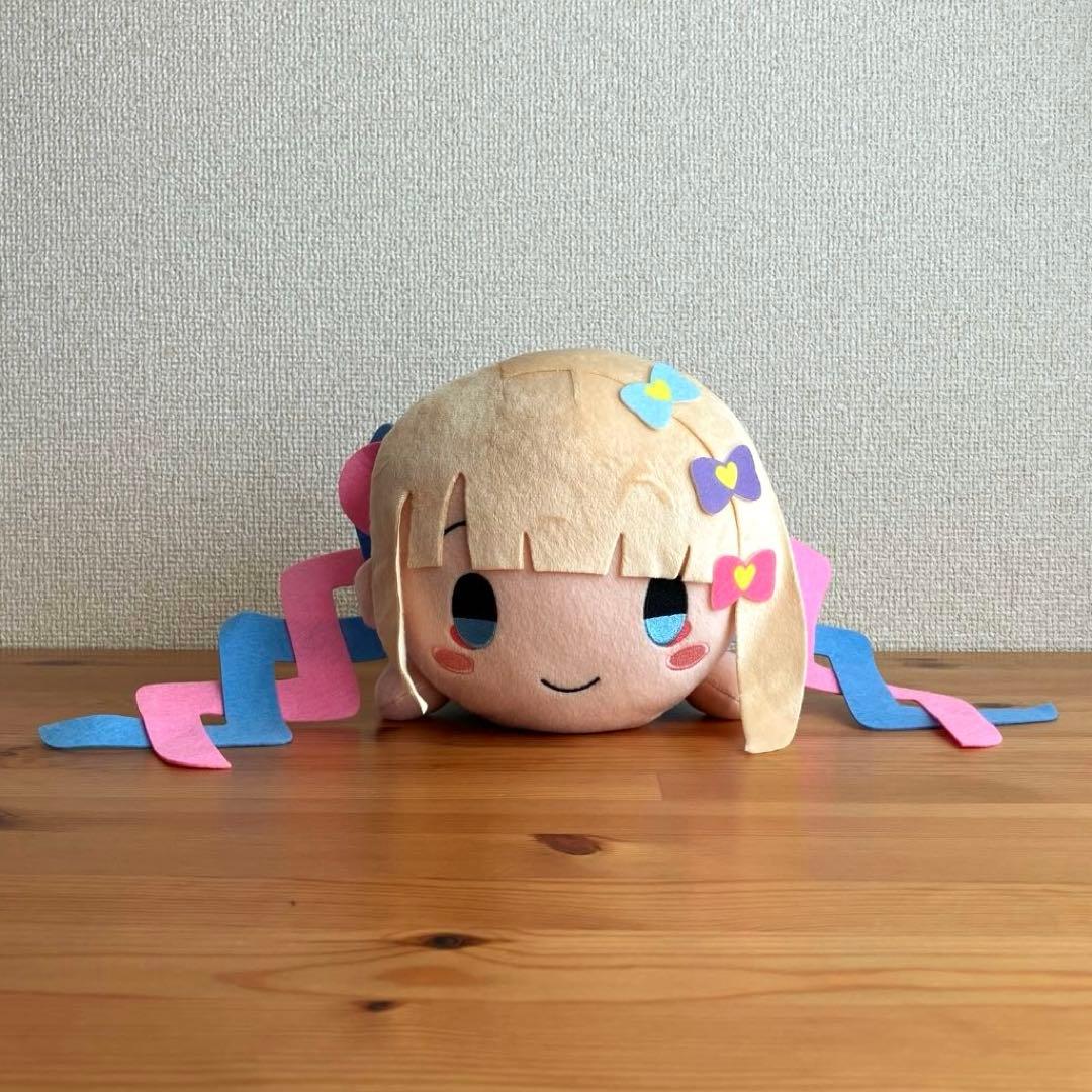 NEEDY GIRL OVERDOSE寝そべり　Mぬいぐるみ 超てん&あめちゃん