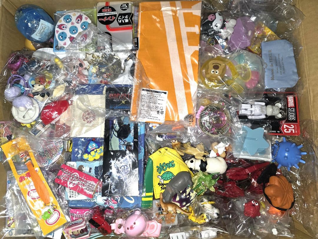 雑貨　まとめ売り　200点