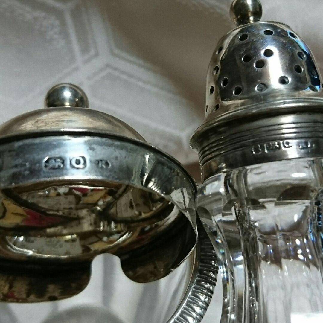 英国1811～1812年製「ジョージアン時代の調味料セット」