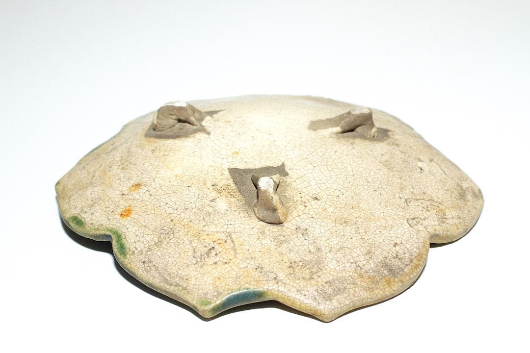 江戸後期 黄瀬戸 重ね桔梗 三足皿