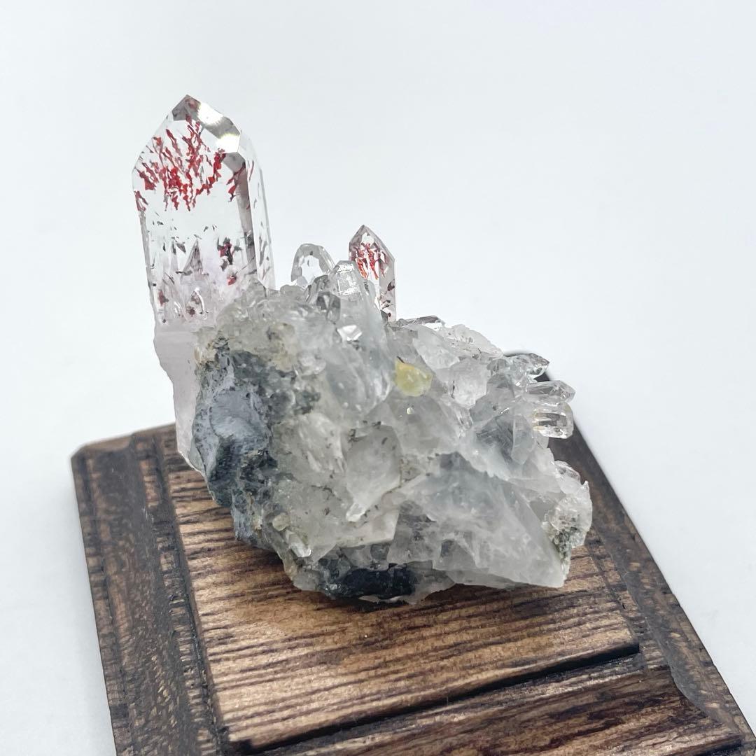 Namibia ゴボボセブ山 ヘマタイトインクォーツ(クラスター)