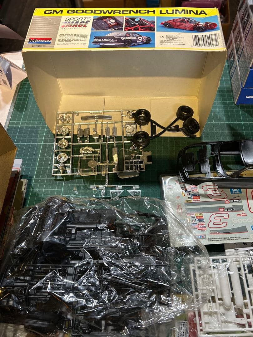GM Goodwrench Lumina 1/24スケールモデル
