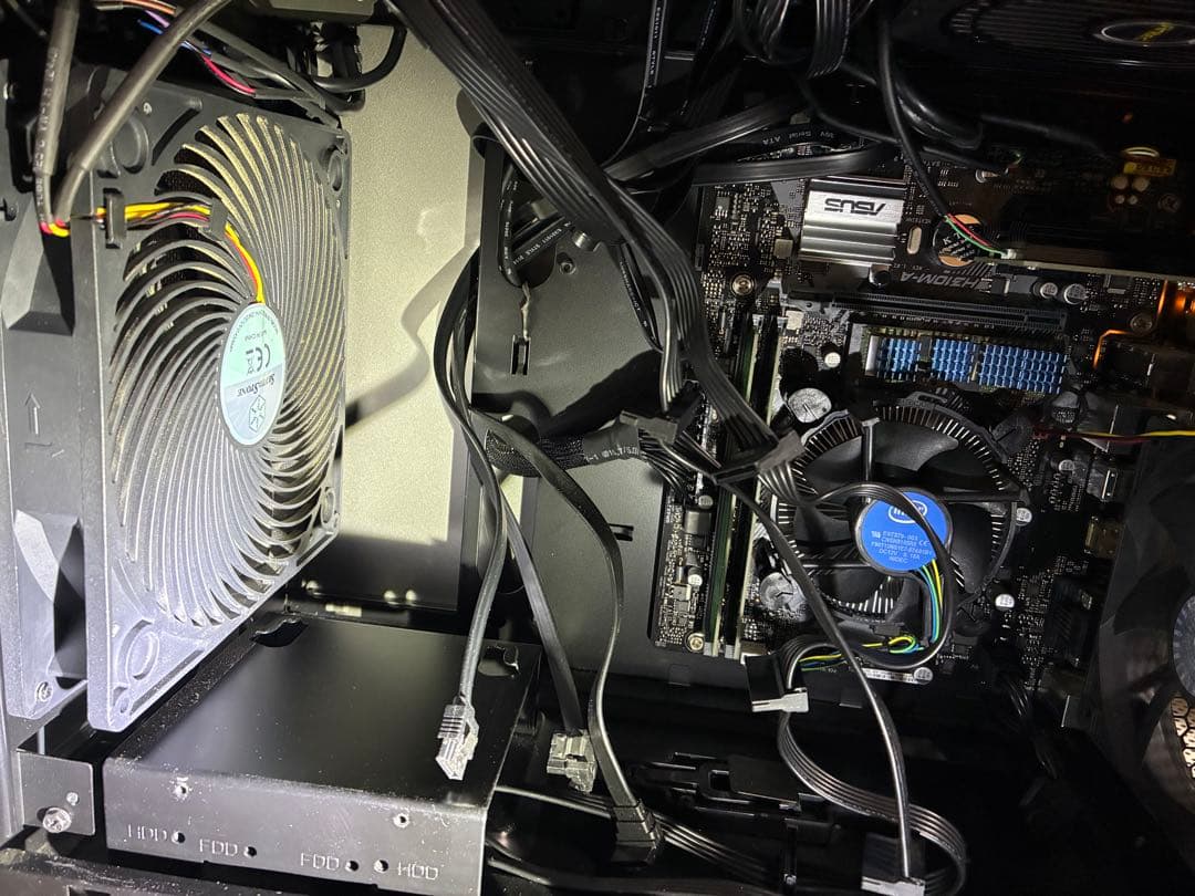 激安！デスクトップパソコン Windows 11 PRO 第８世代インテルCPU