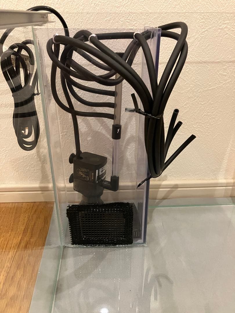 Kazumi 30キューブ ガラス水槽 濾過装置付き