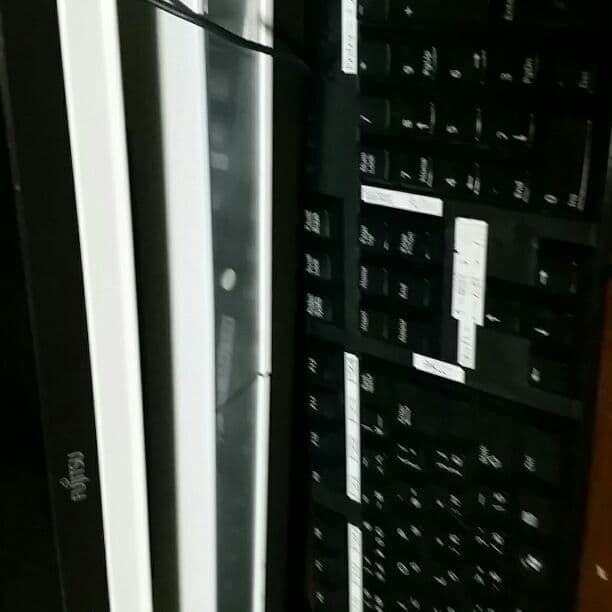 デスクトップキーボードマウス付き