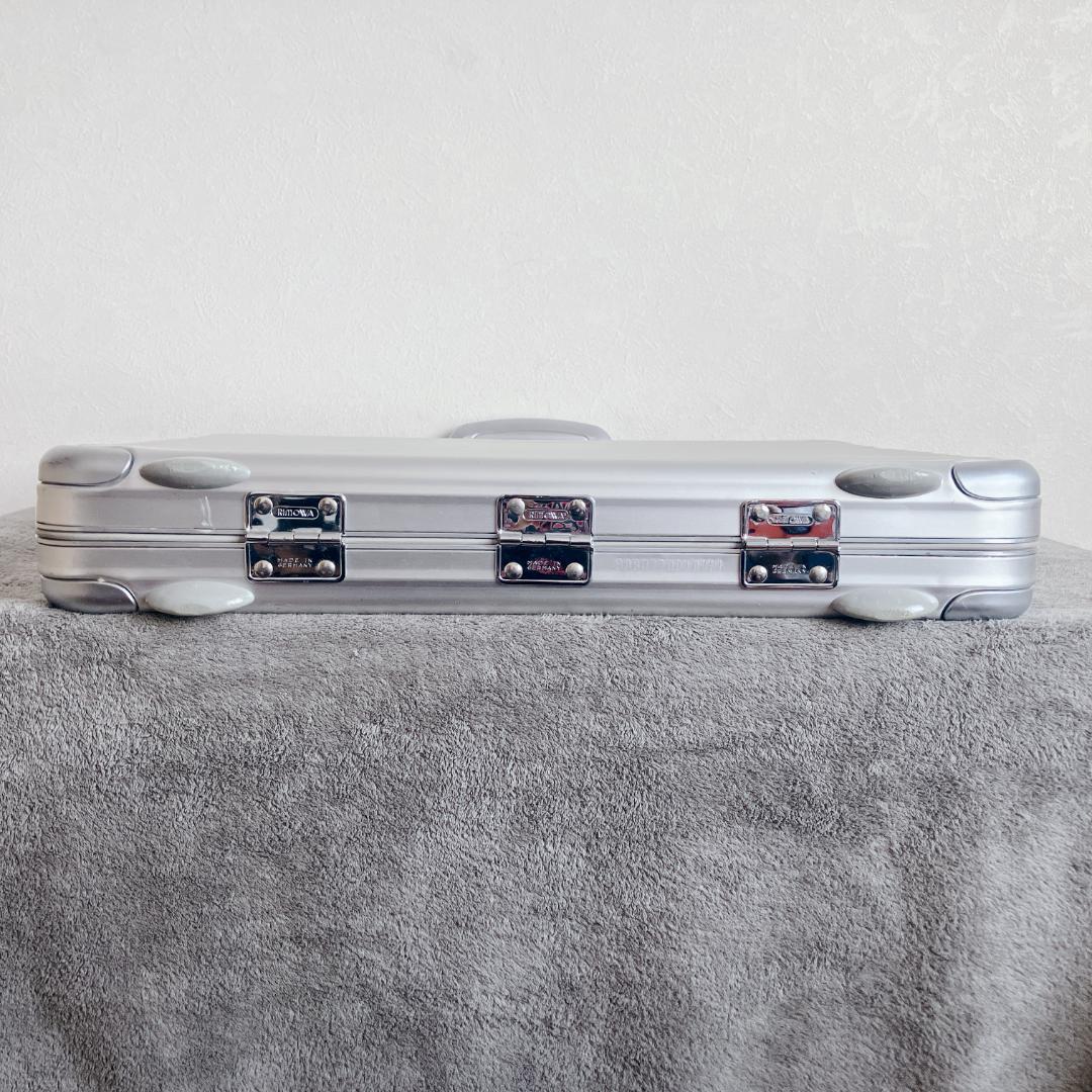 RIMOWA リモワ トパーズ アタッシュケース ビジネス アルミニウム