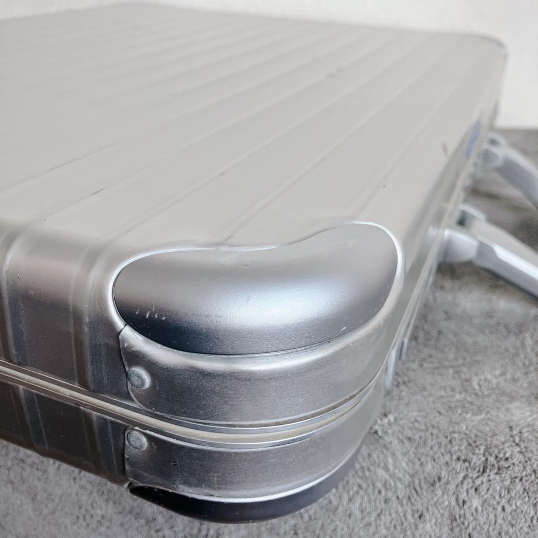 RIMOWA リモワ トパーズ アタッシュケース ビジネス アルミニウム