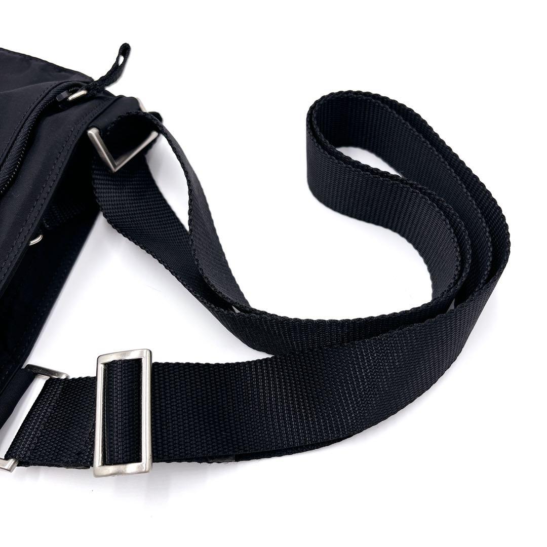 極美品 PRADA プラダ ショルダーバッグ サコッシュ ナイロン ブラック