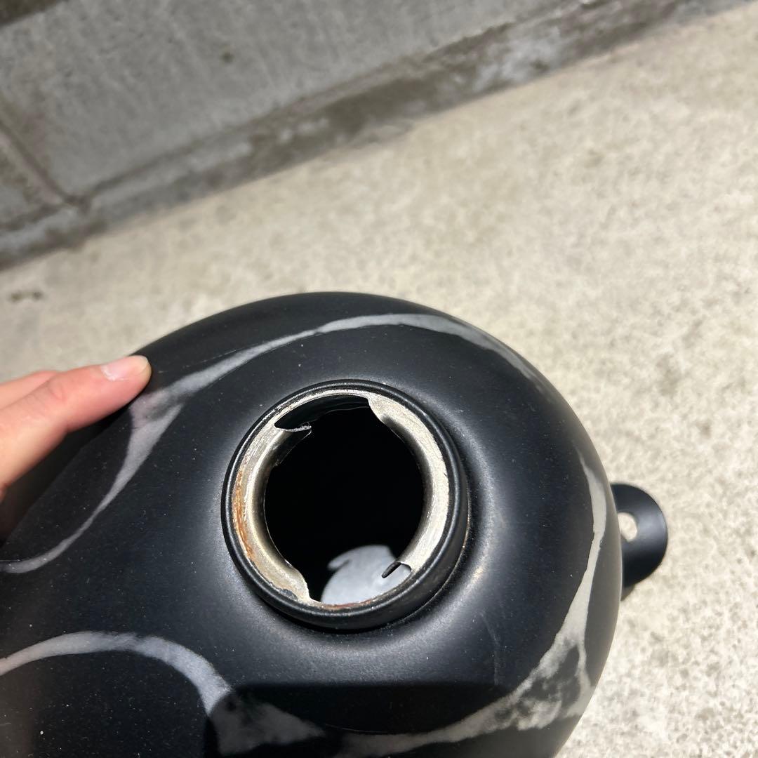 ハーレー　タンク　スポーツスター　ナロー