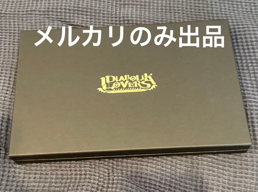 受注生産　DIABOLIK LOVERS オトナの缶バッジ Black ver.