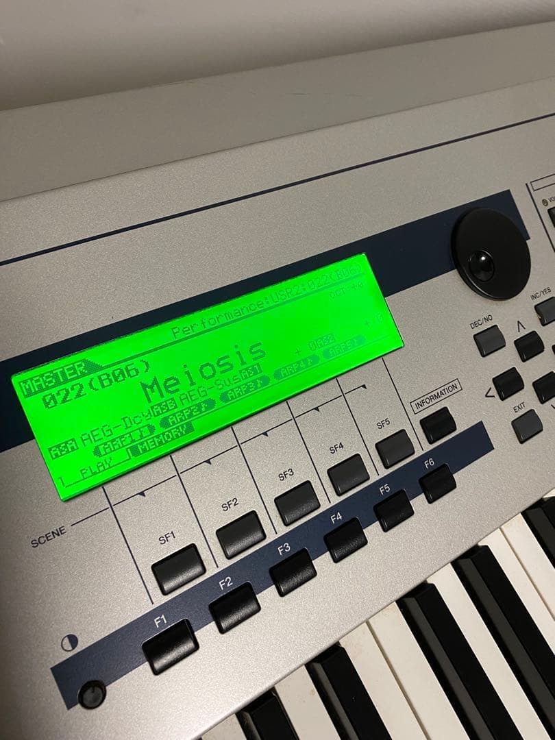 YAMAHA MO8 88鍵盤 ミュージックプロダクション シンセサイザー