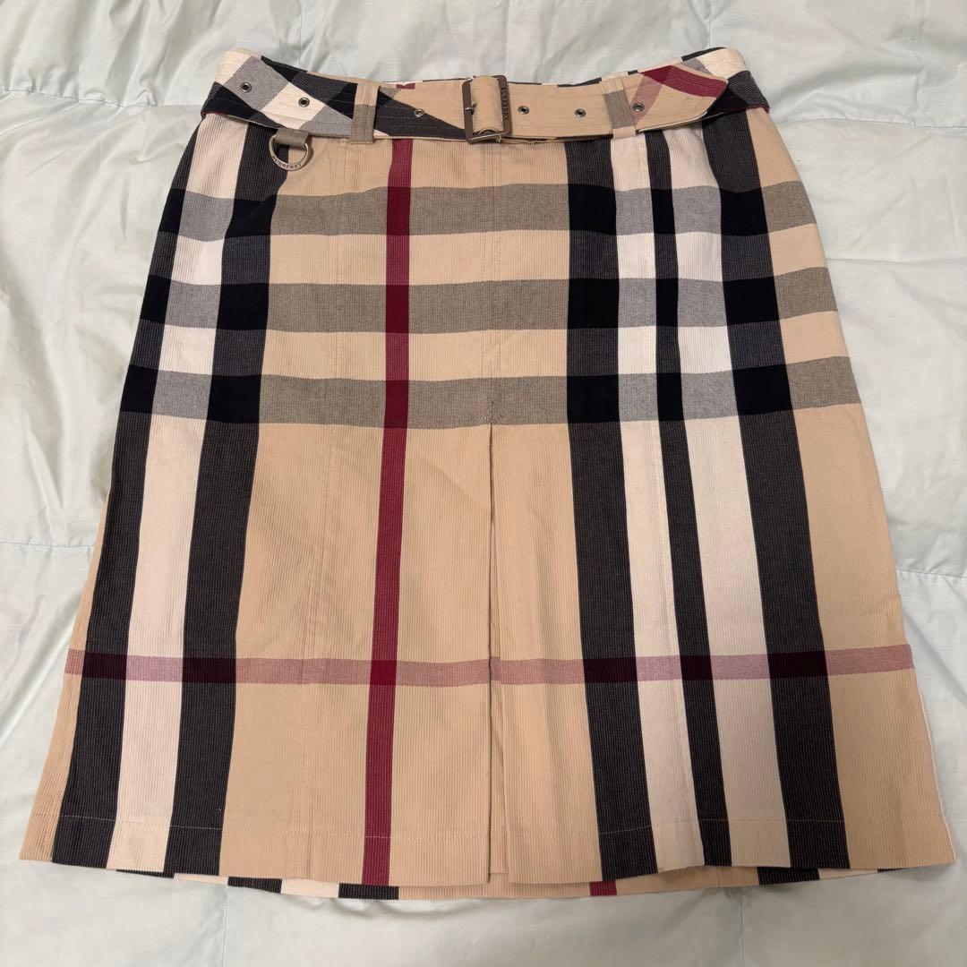 バーバリーチェック柄 スカート ベルト付き　38