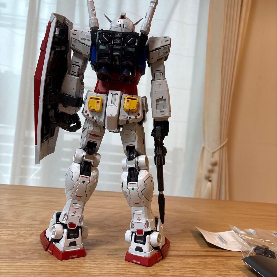 PG UNLEASHED 1/60 RX-78-2 ガンダム プラモデル　完成品