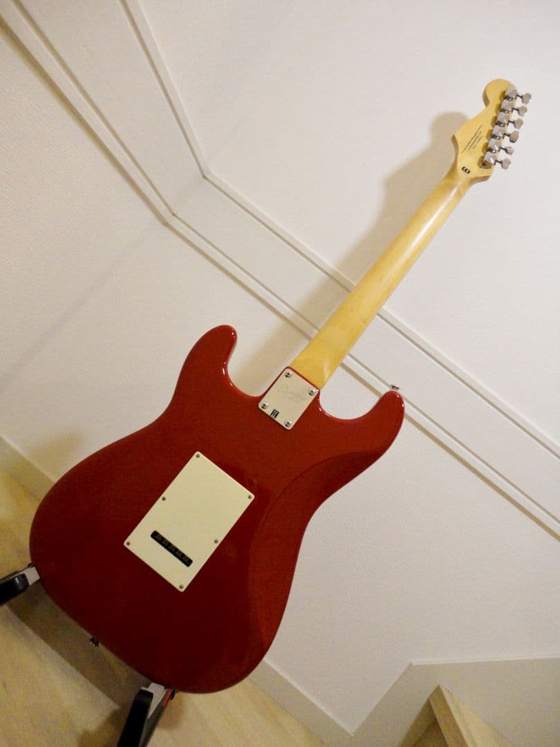 【メンテ済】Squier ストラトキャスター ダコタレッド