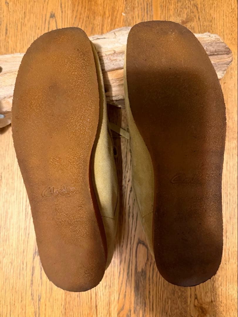 Clarks ワラビー ベージュ スエード　25cm