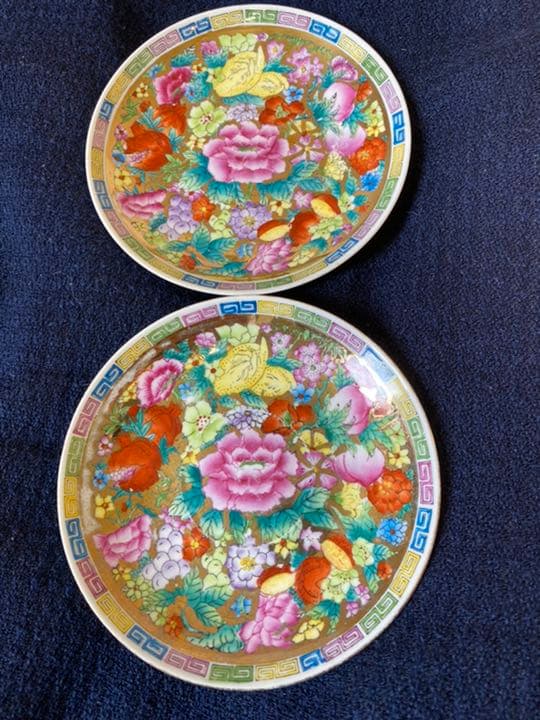 中国古美術品、牡丹花紋描金皿二枚、