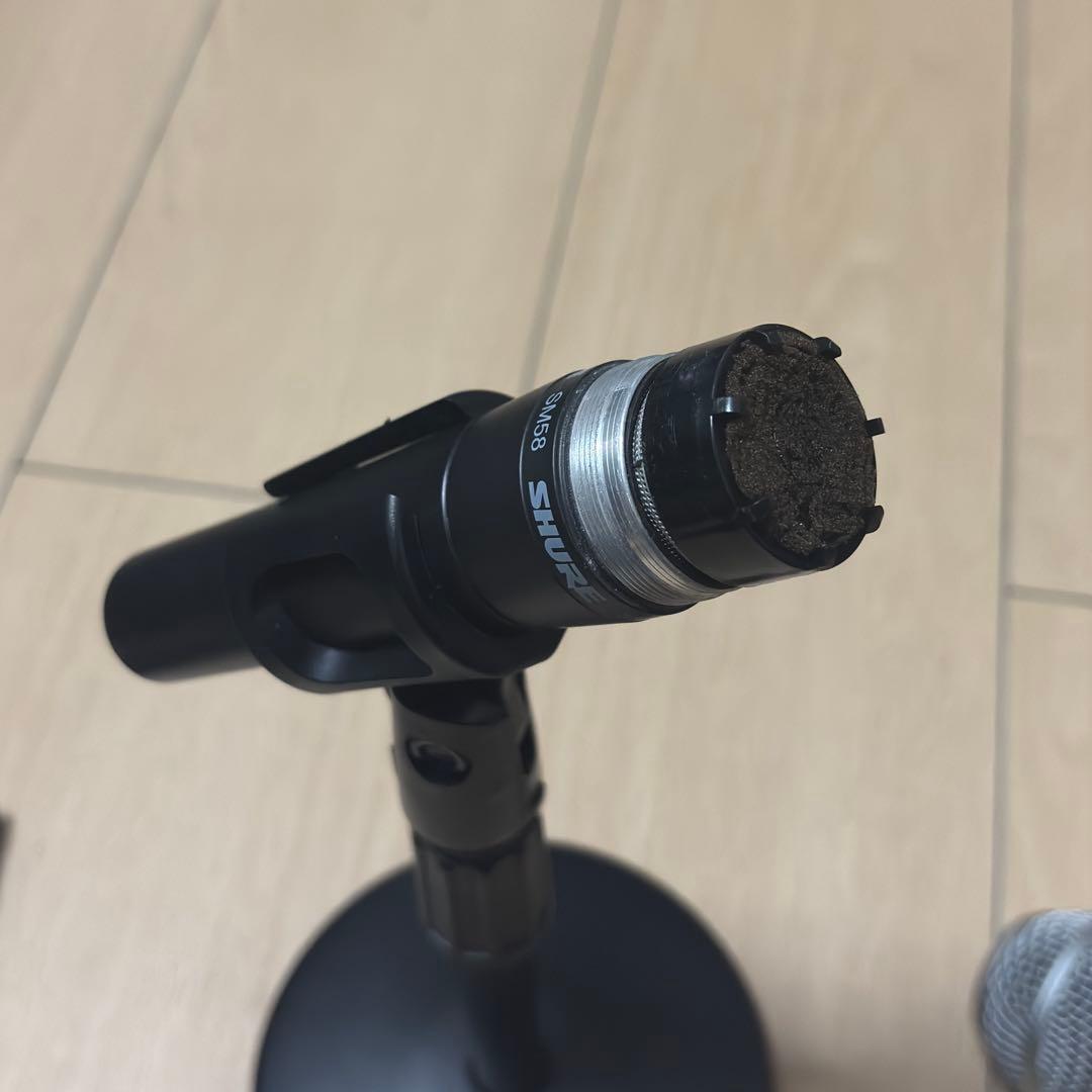 【動作確認済】SHURE SM58（マイクスタンド・XLRケーブル付属）