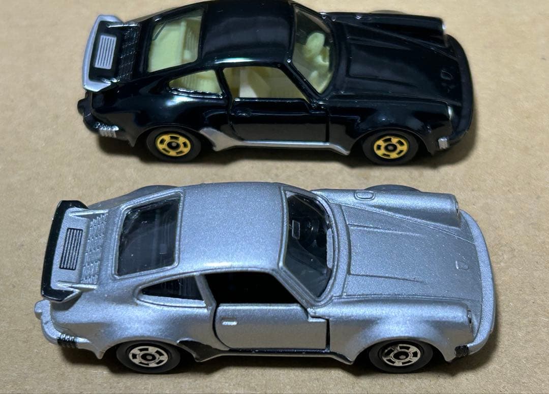 日本製 トミカ ポルシェ930ターボ 2台セット