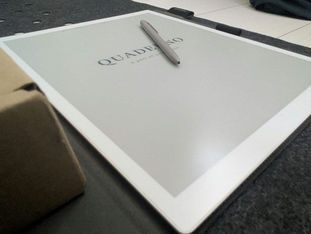 QUADERNO A4 (Gen. 2) 純正カバー クアデルノ 電子ペーパー