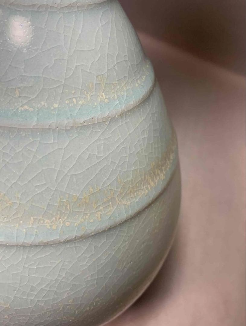 中国 横筋のある瓶　u6230950