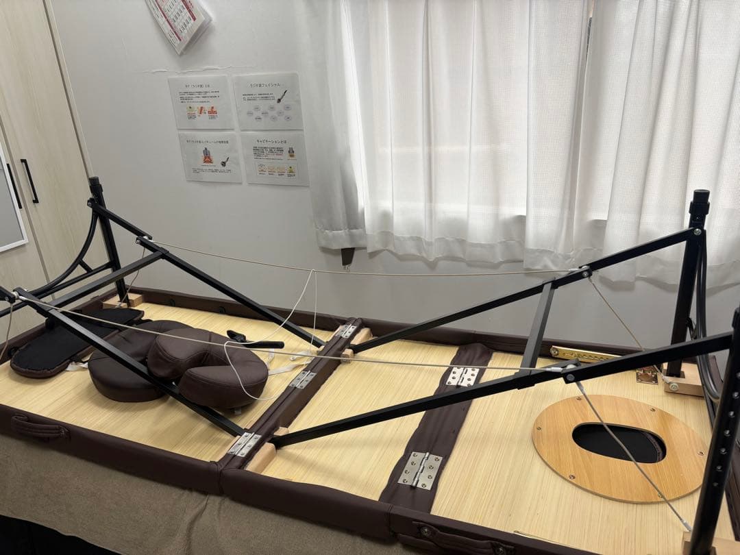 さらに値下げしました！ブラウン 折りたたみベッド ヘッドレスト付き