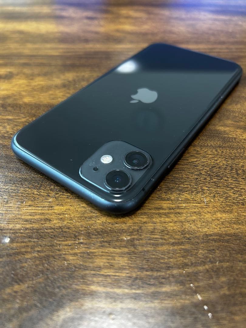 iPhone11 本体 BLACK ブラック 64GB バッテリー70% 美品