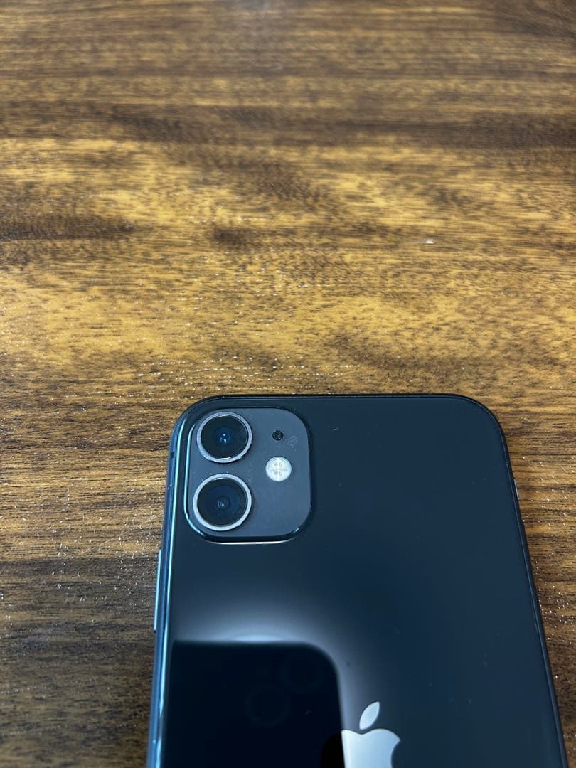 iPhone11 本体 BLACK ブラック 64GB バッテリー70% 美品