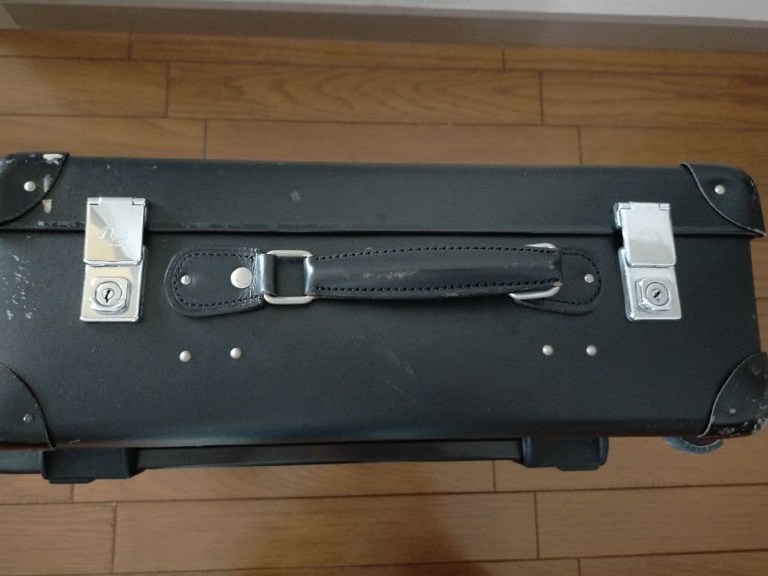 グローブトロッター　キャリーケース　メンテナンス要