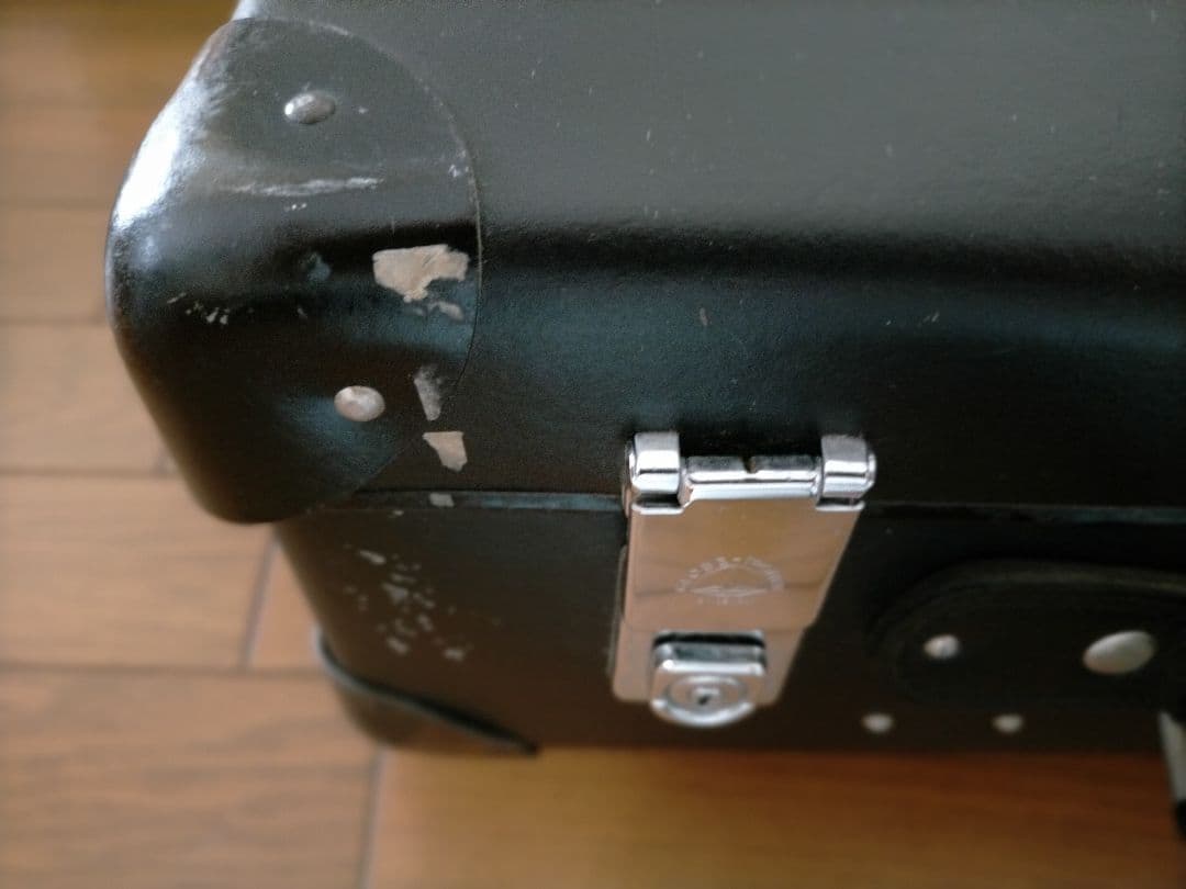 グローブトロッター　キャリーケース　メンテナンス要