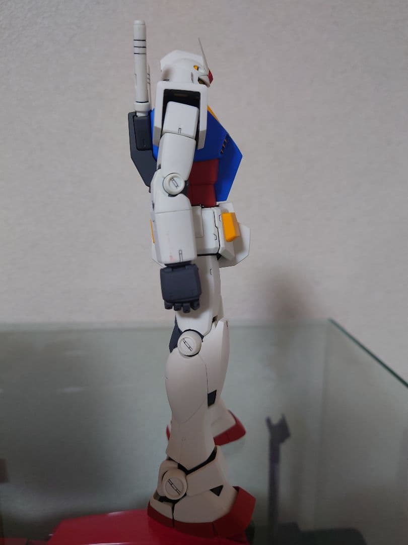 1/100機動戦士ガンダムプラモデル完成品