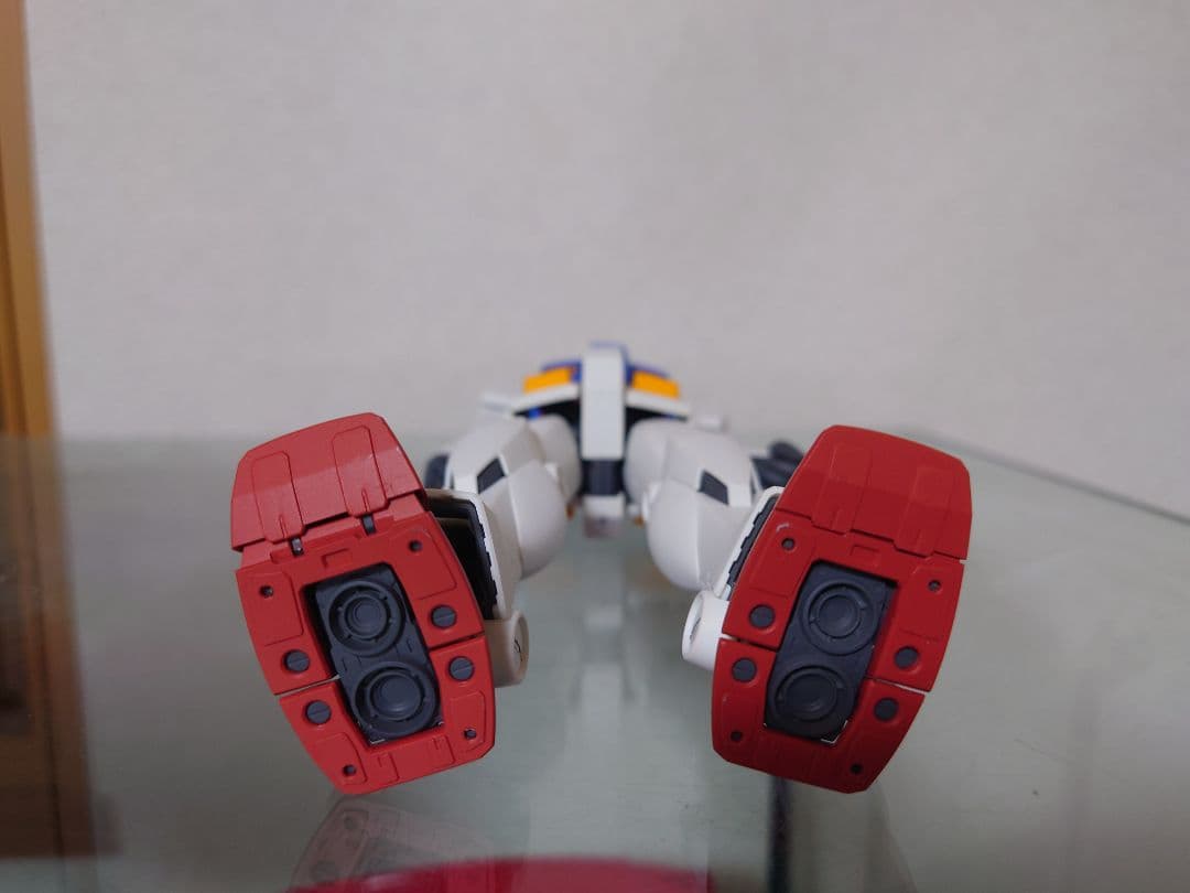 1/100機動戦士ガンダムプラモデル完成品