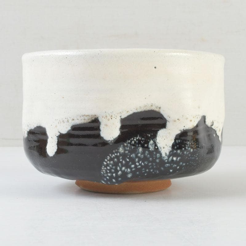 茶道具　京焼　丹羽好一作　白流茶碗　共布共箱　V　9803