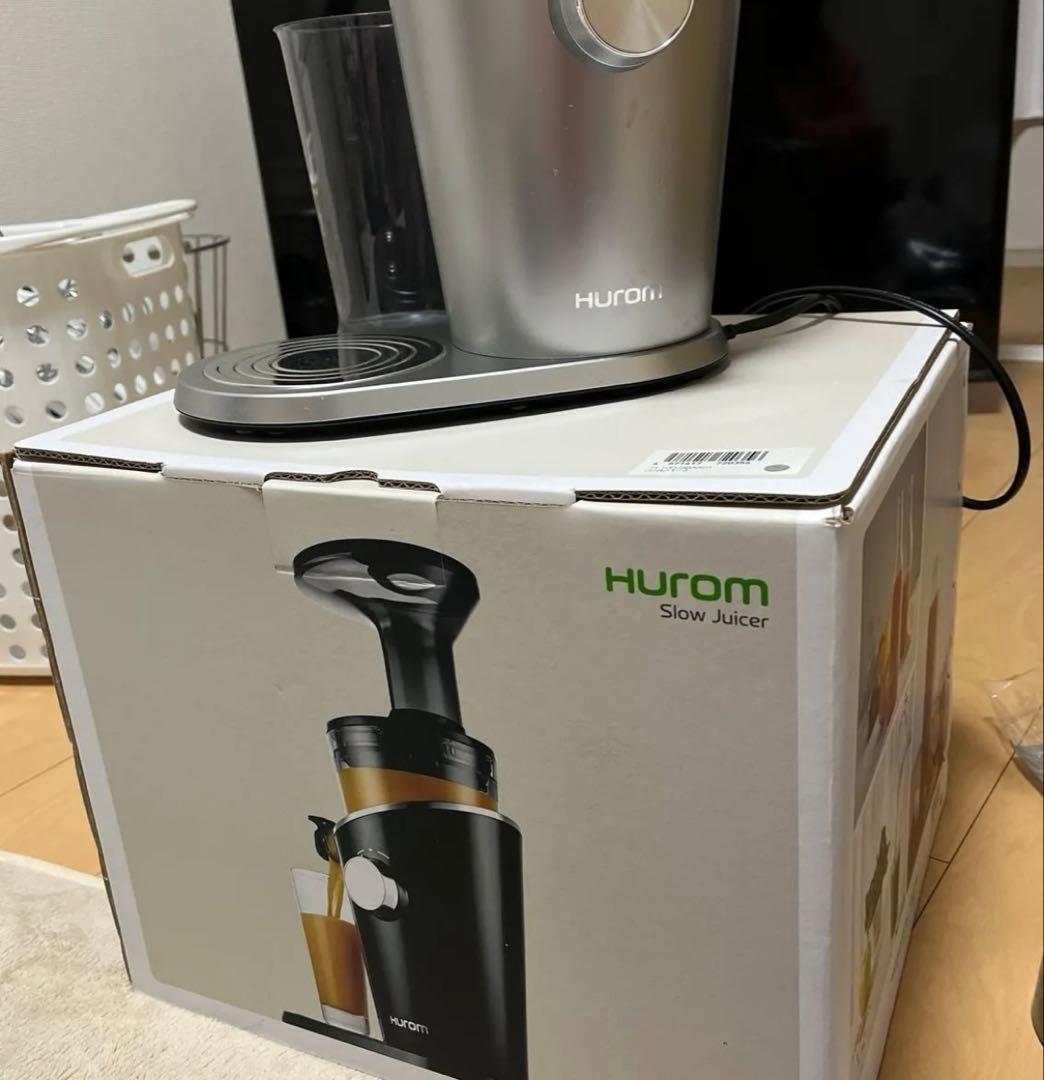 Hurom スロージューサー シルバー