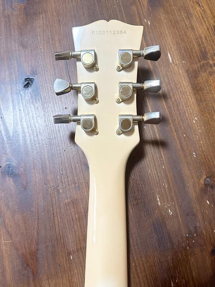 BLIT'S レスポールカスタムタイプ　エレキギター　ホワイト