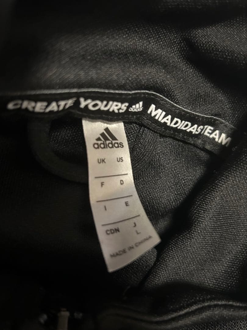 【美品】BiSH adidas コラボジャージ（Lサイズ相当、上のみ）