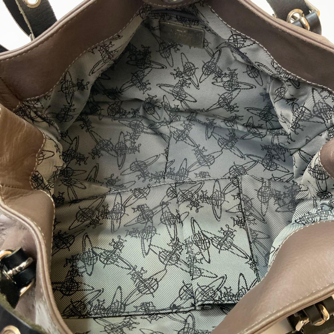 ヴィヴィアンウエストウッド レザー ショルダーバッグ