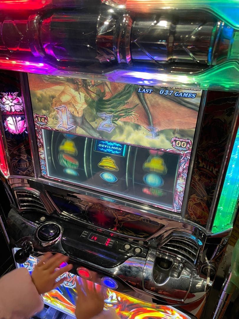 【配送料込み・引取可能】エレコ デビルマンII -悪魔復活- 実機 パチスロ