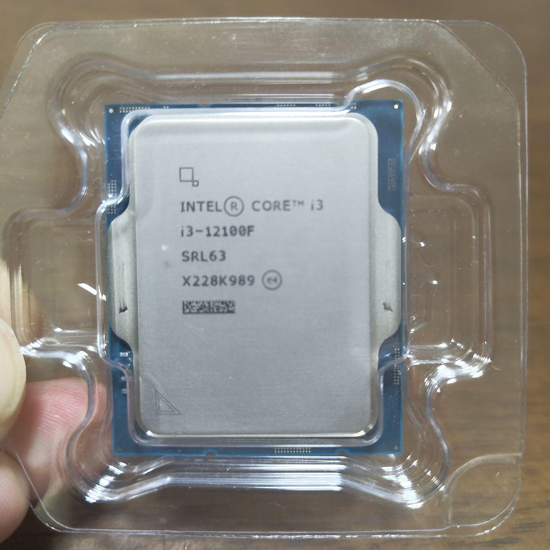 Intel Core i3-12100F + クーラー　LGA1700