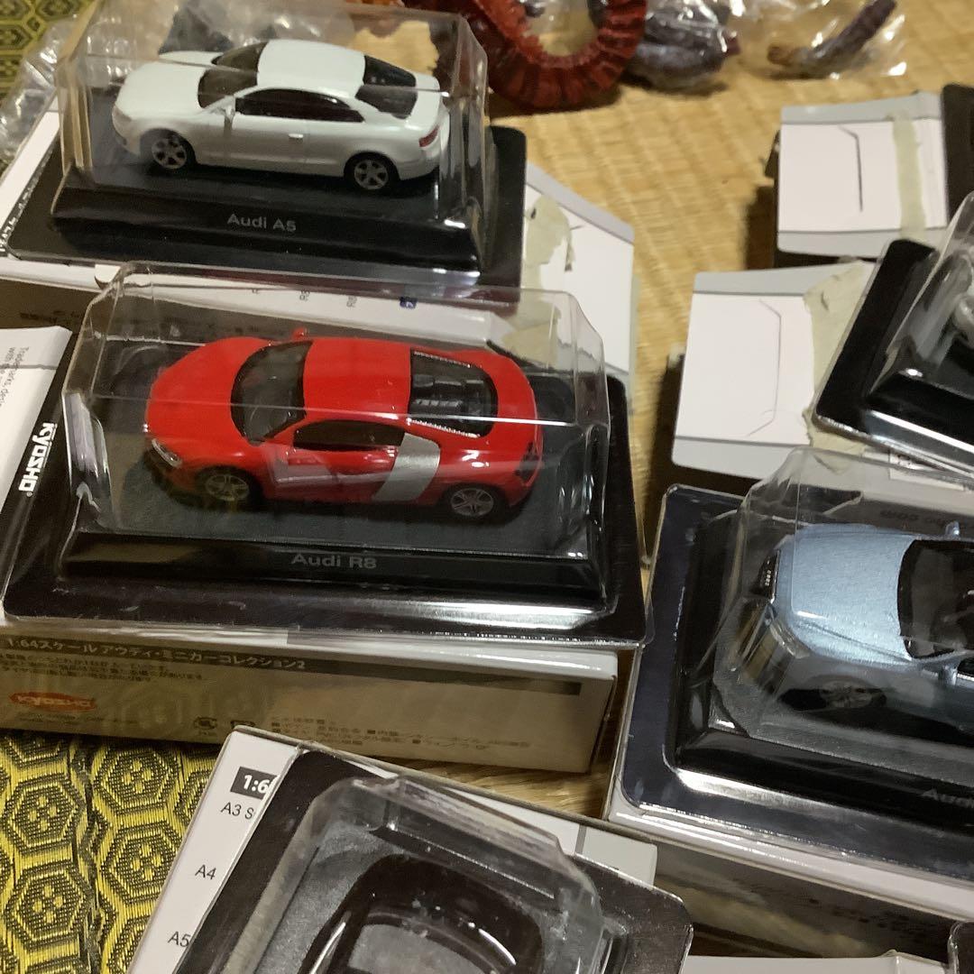 アウディ　ミニカーコレクション2 1/64 20点セット