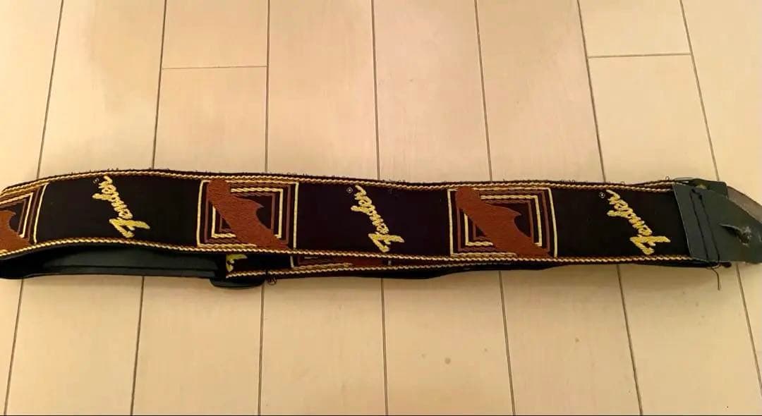 Fender Japan Eシリアル ストラトキャスター ST314-55